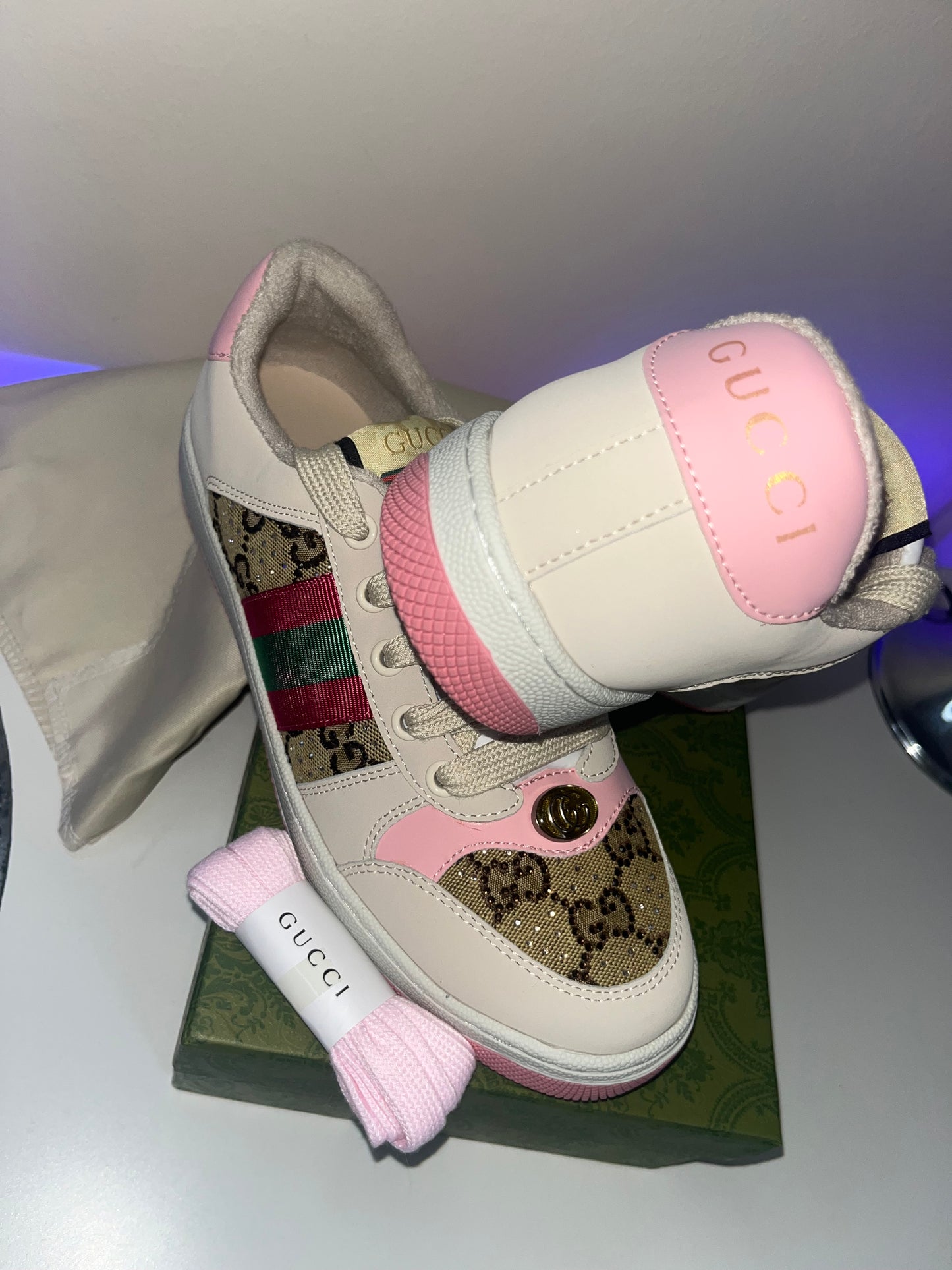 GG diamanté runner pink