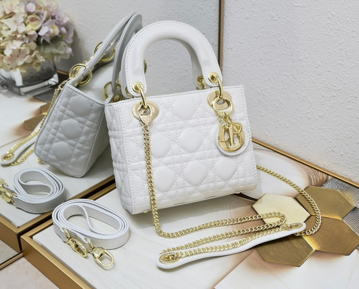 LADY D small size white bag