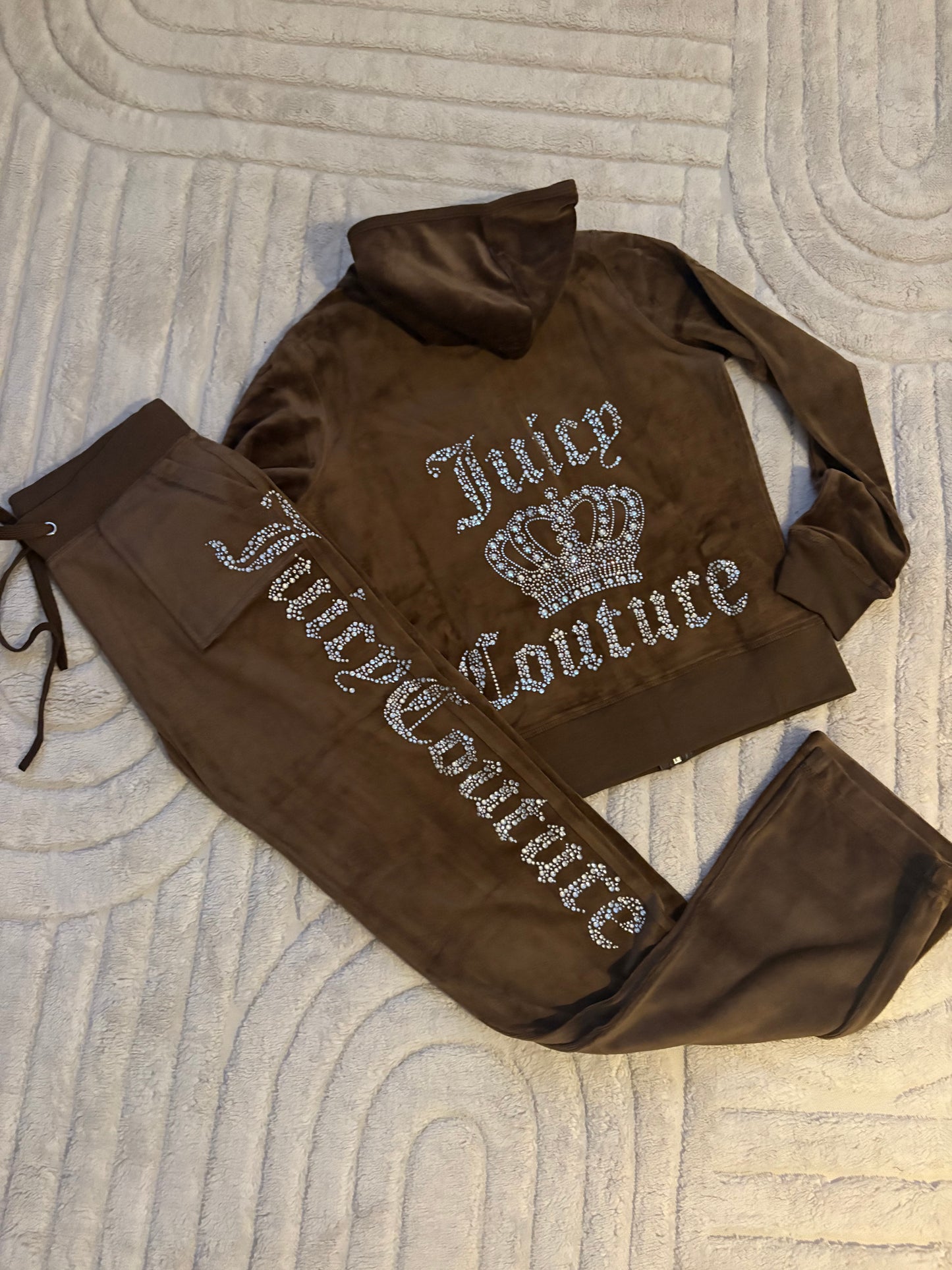 ( in stock fits 6/8 ) Choclate brown velour tracksuit