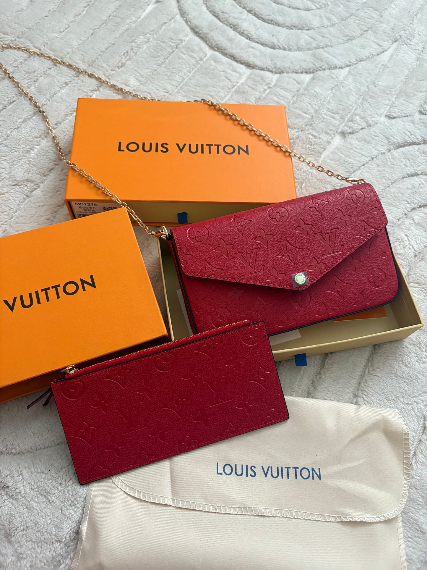 ( in stock ) red / burgundy crossbody