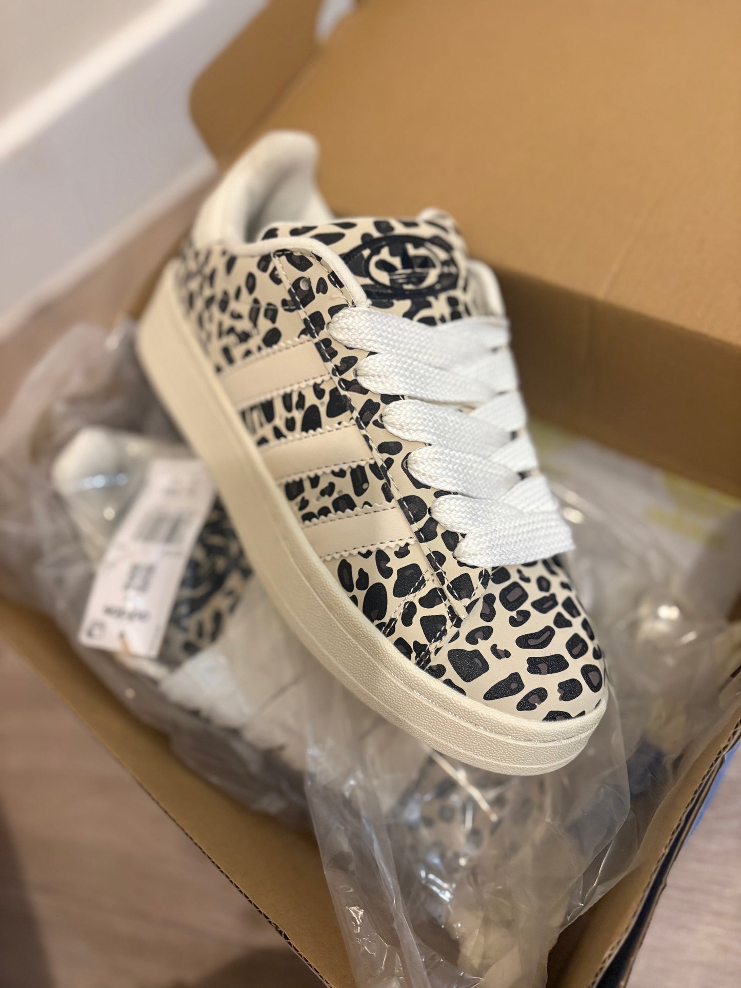 ( in stock size 6 ) leopard camp0s