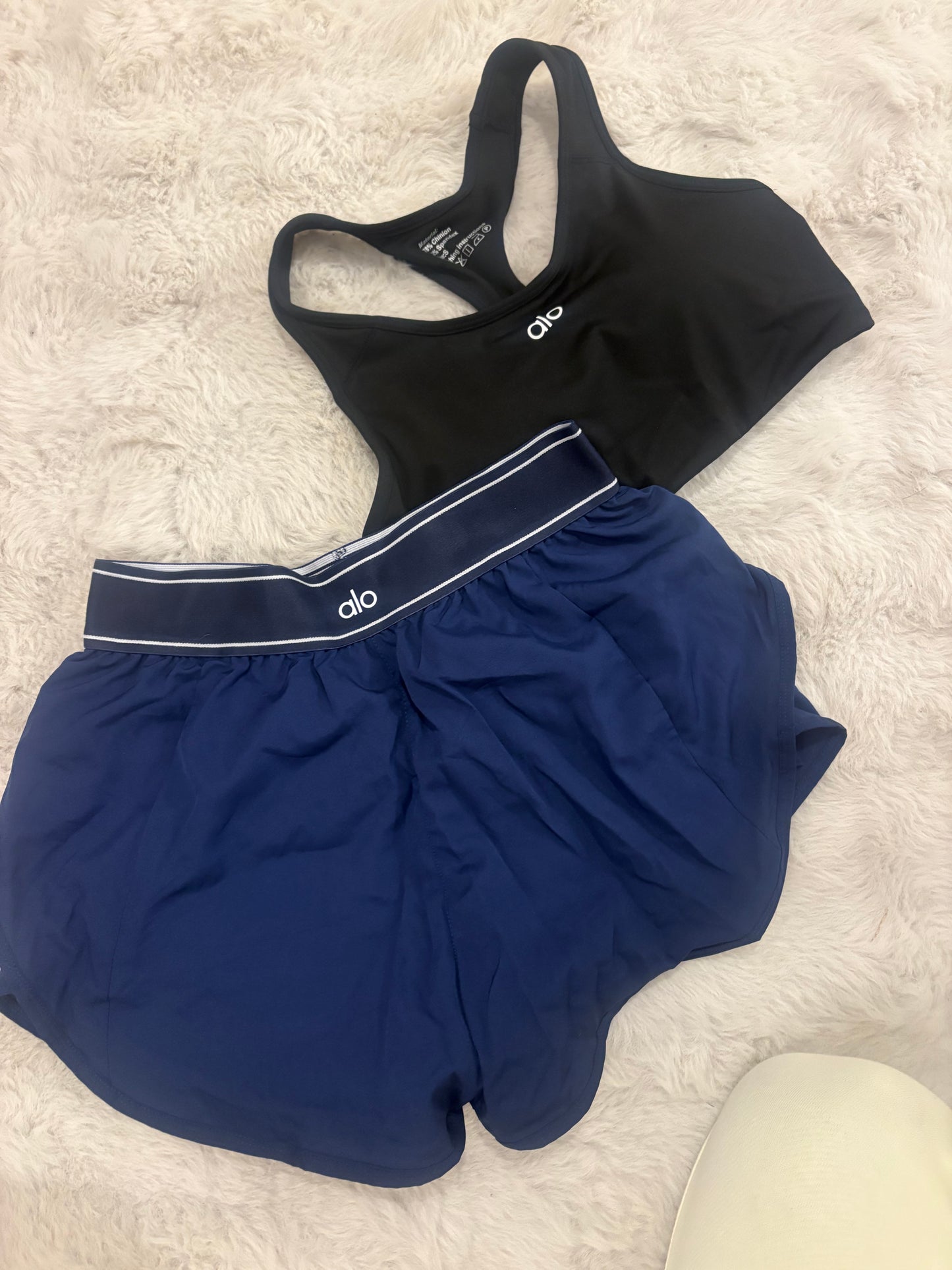 ( in stock size s-m ) Alo short set
