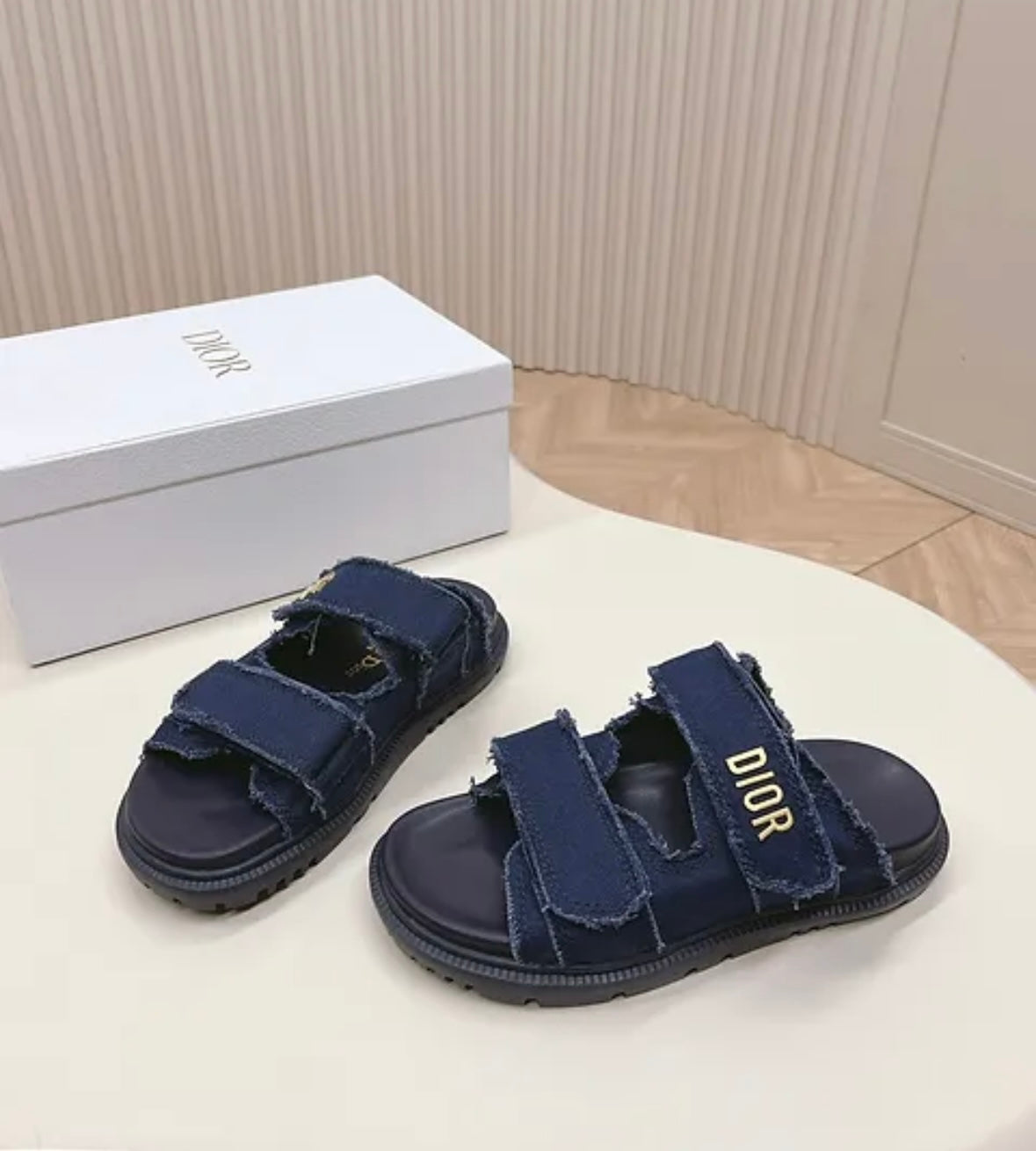 Frayed chunky d sandal dark wash blue