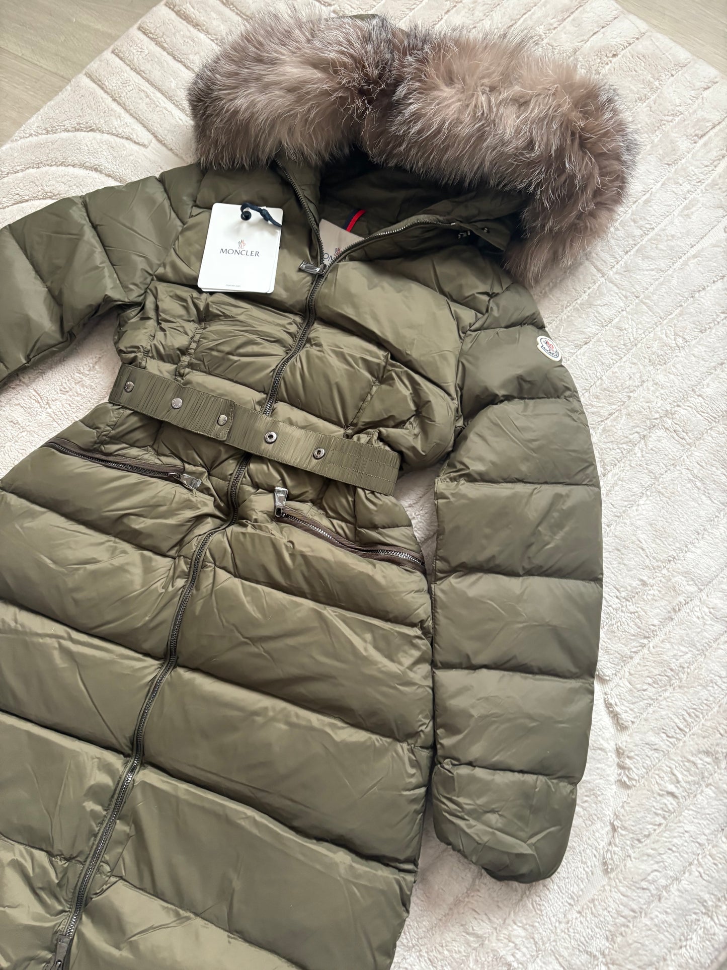 Khaki long belted xl fur hood down jacket