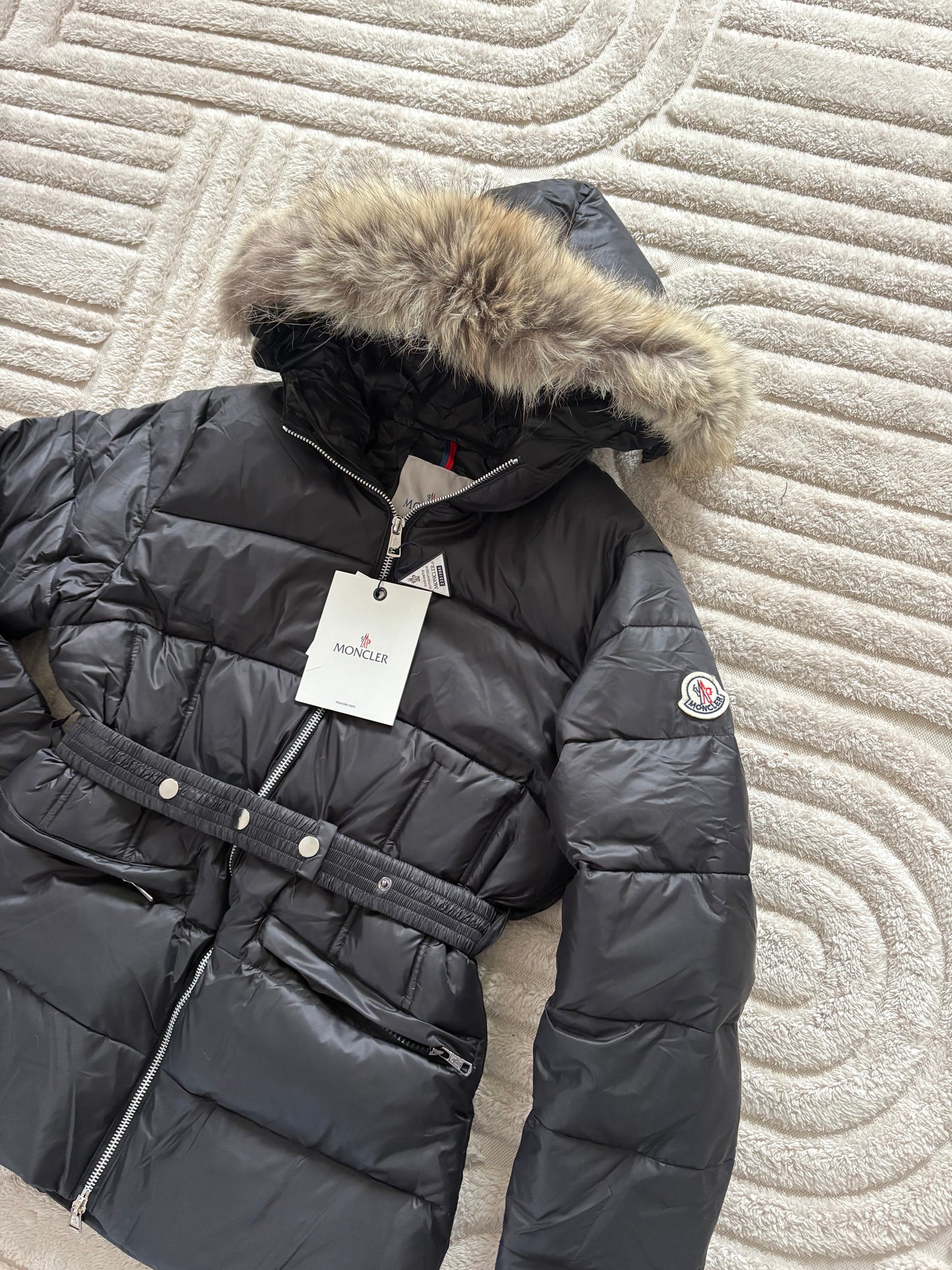 ( in stock size Small ) Mon belted coat with fur