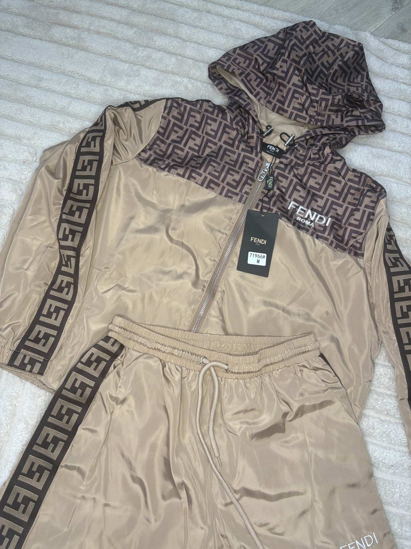 FenD windbreaker short co ord
