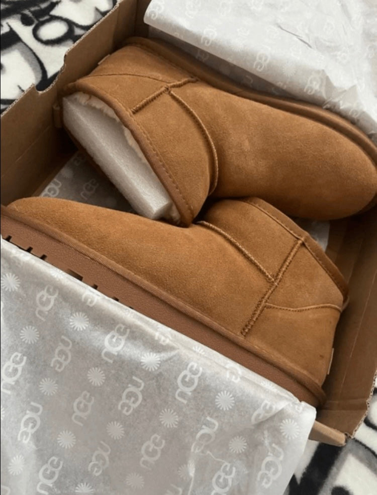 Maroon ug8 mini boots