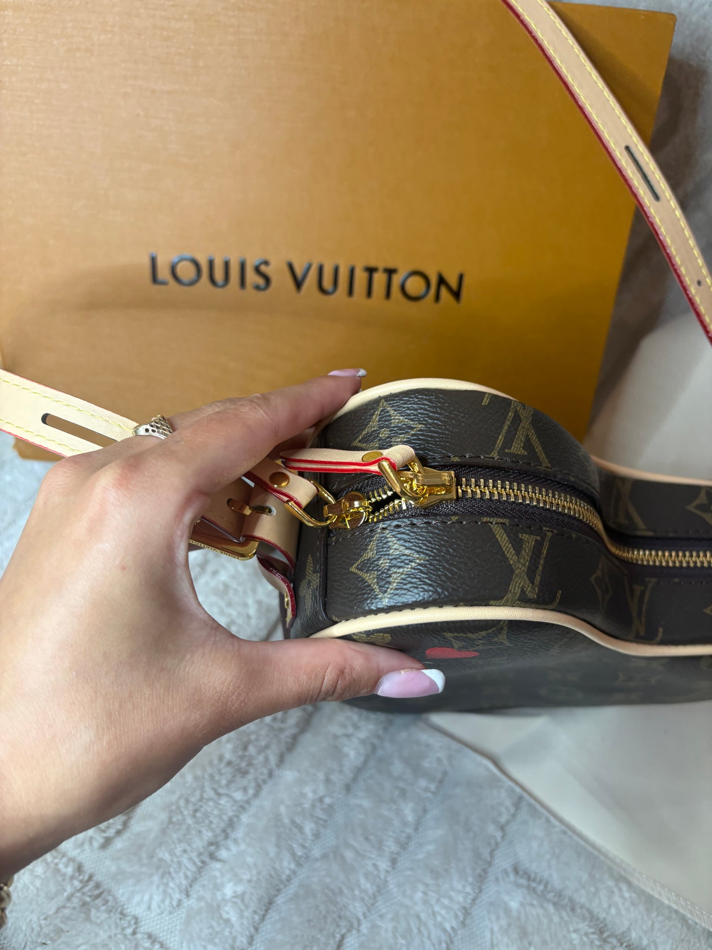 Louie heart crossbody bag