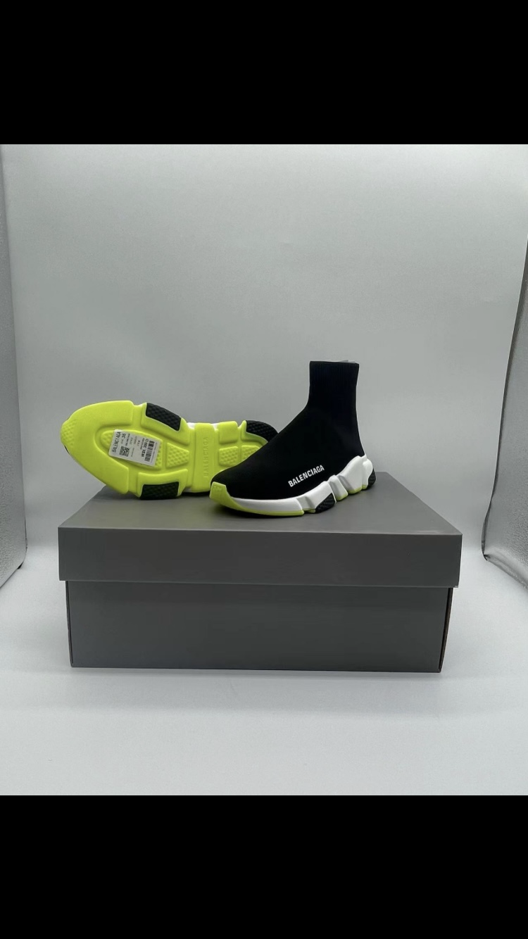 Neon speed runners