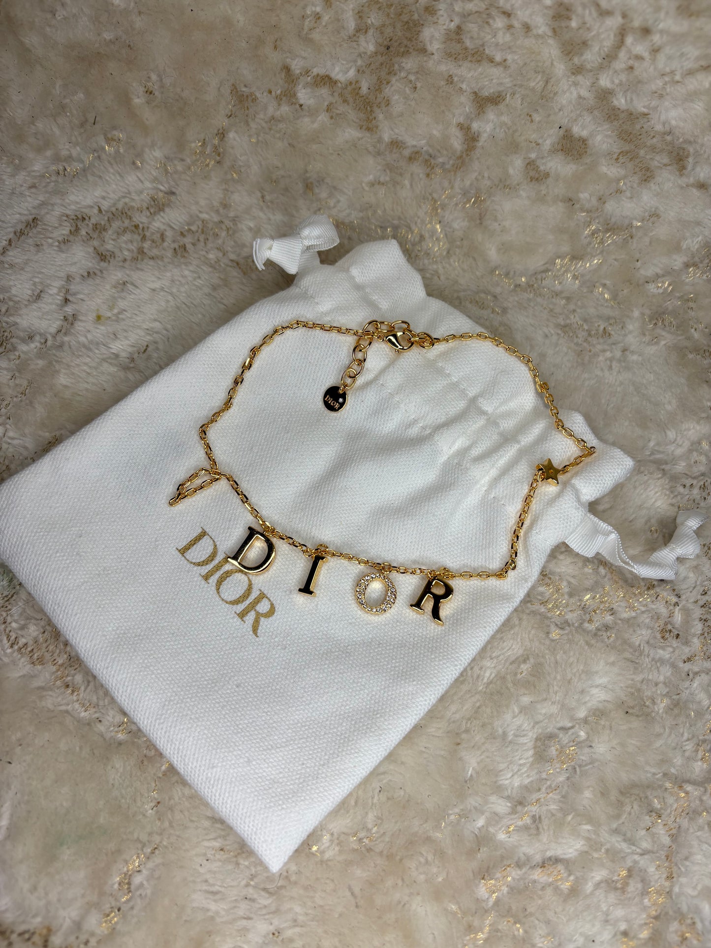 D necklace