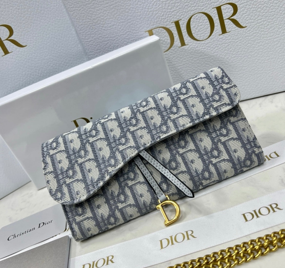 D monogram crossbody purse bag light