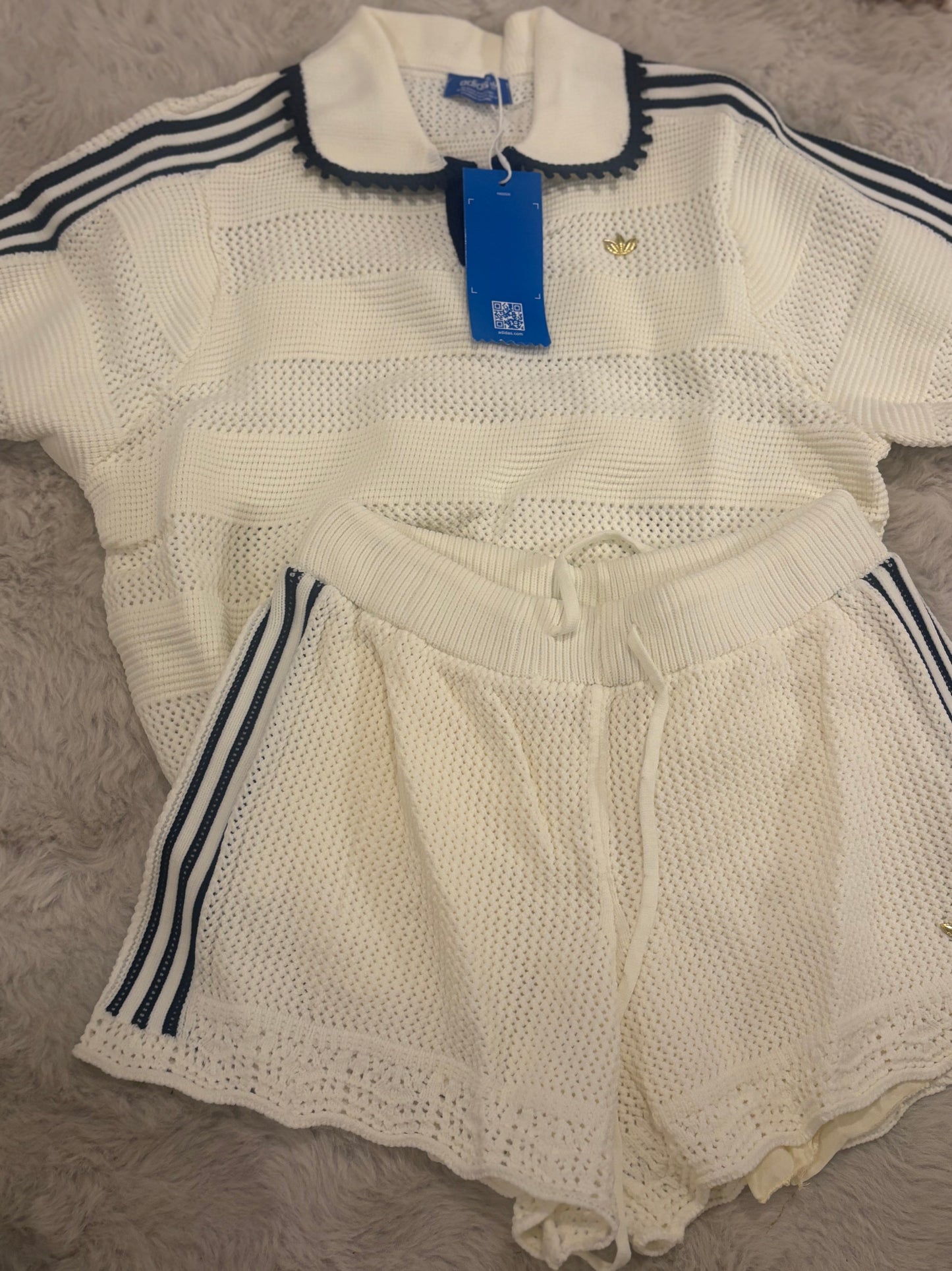 ( in stock size s/m )adi crochet short set