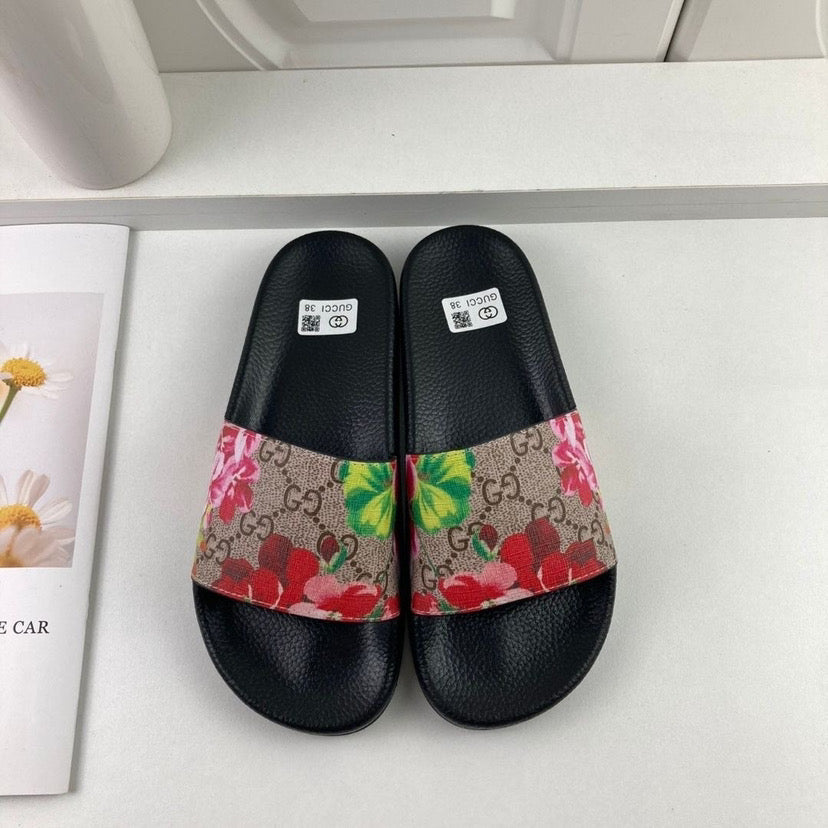 ( in stock size 5 ) gg bloom slide