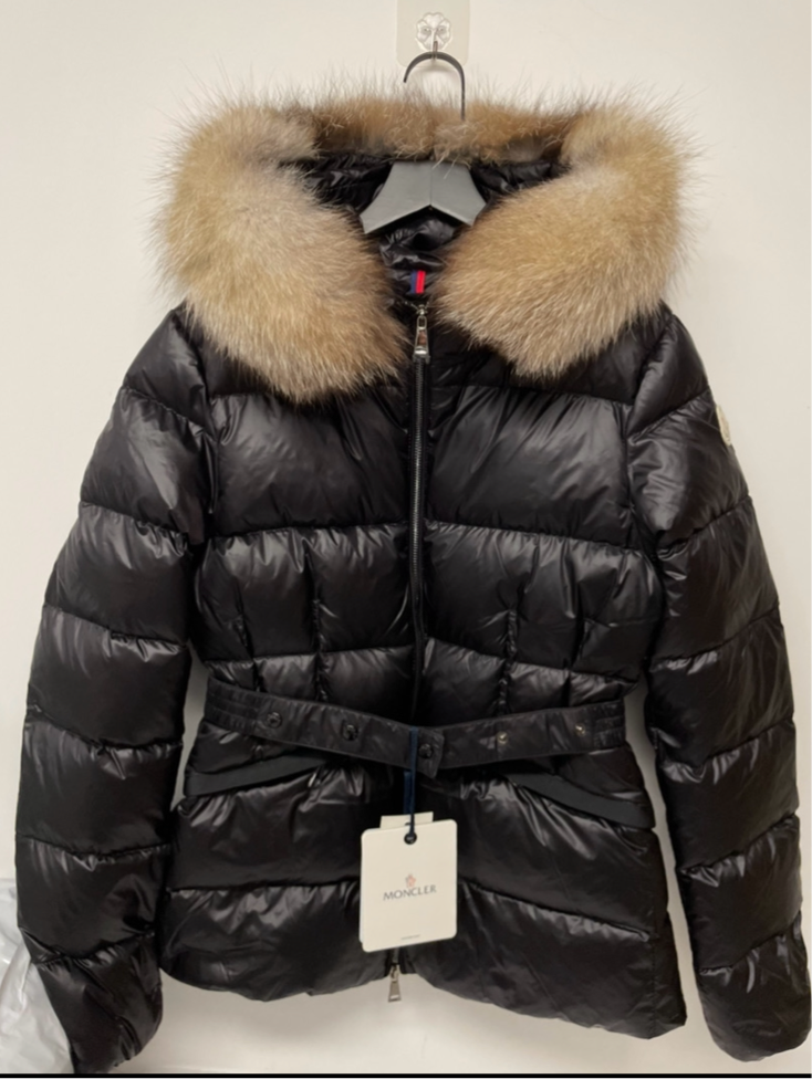 MONC DOWN JACKET FOX FUR HOOD BLACK