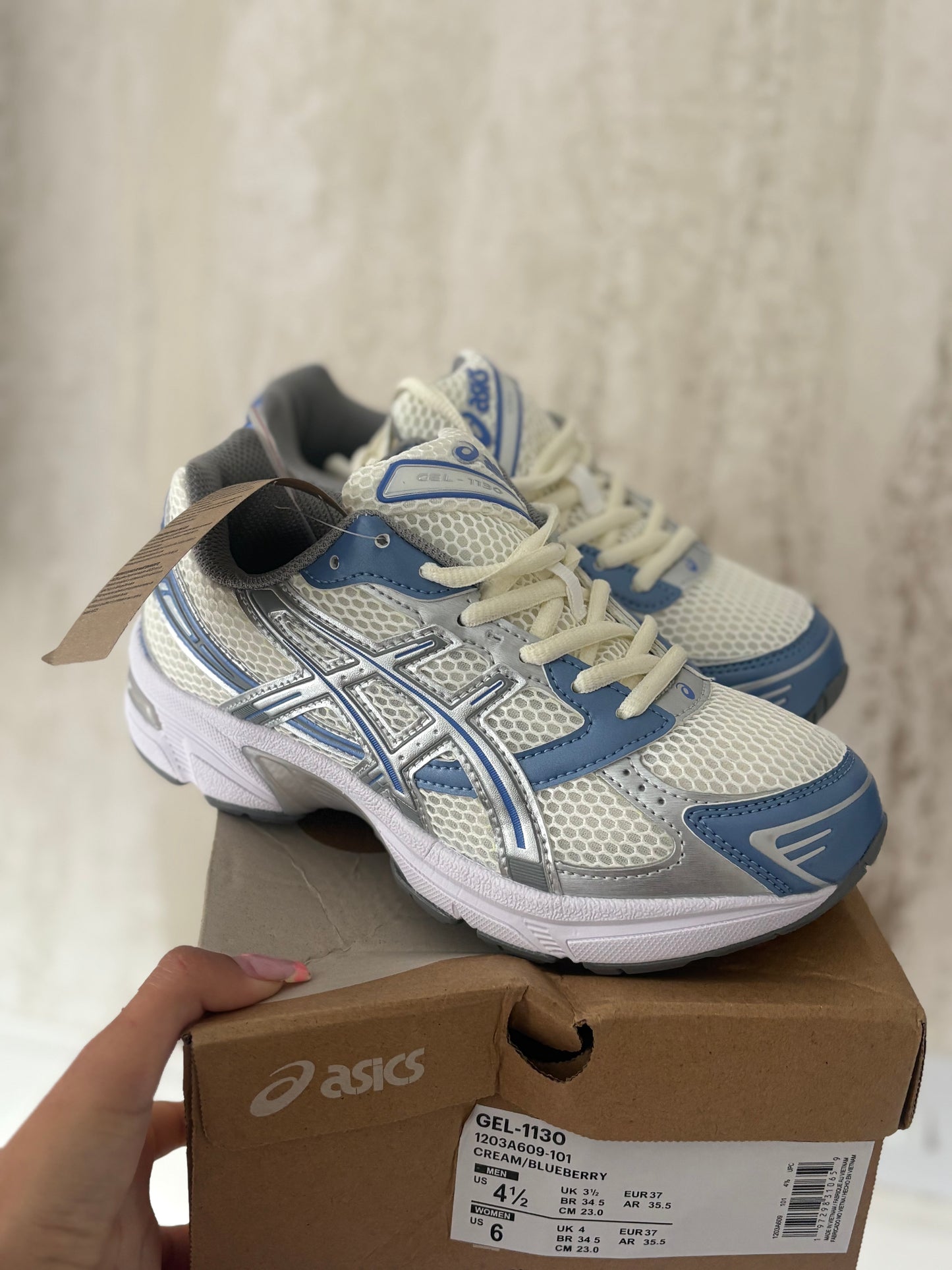 ( in stock size 4 ) asic blueberry