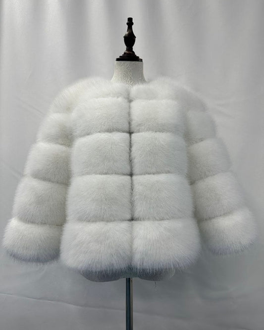 100% fox fur coat colour : Snow White