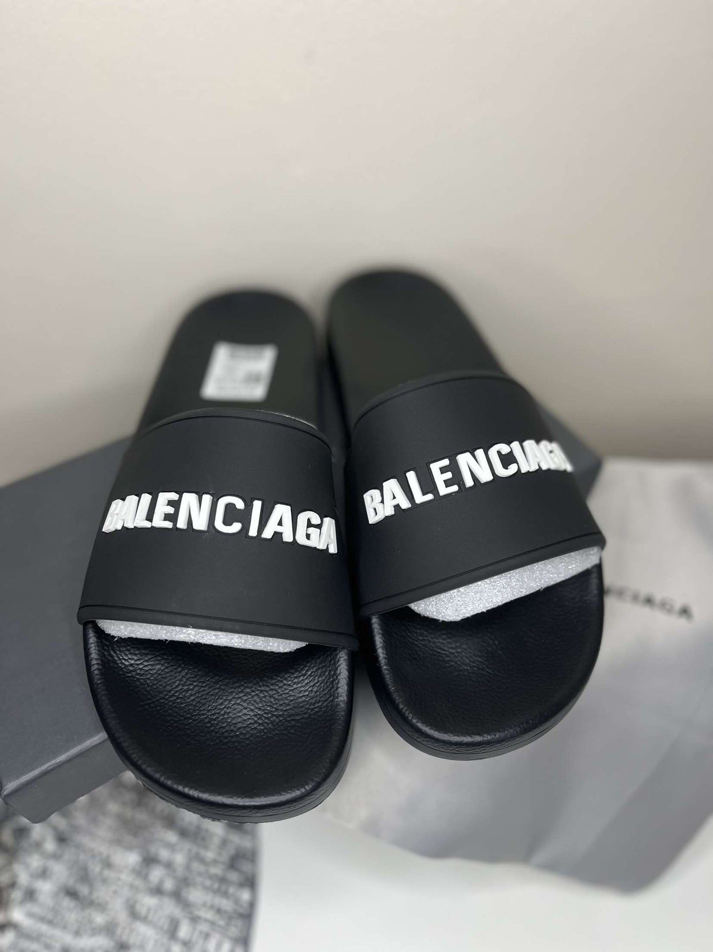 Blnciaga slides black