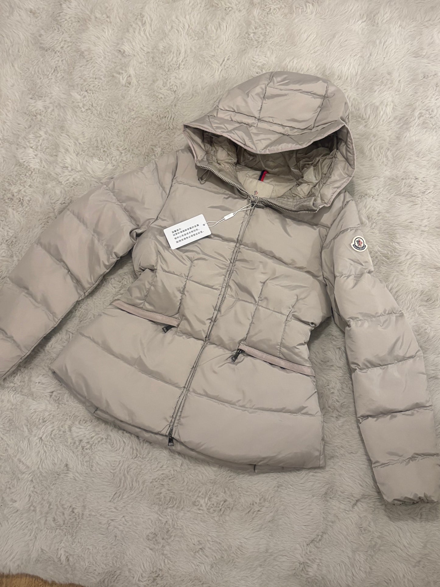 ( in stock size small 8/10 ) monc down jacket greige