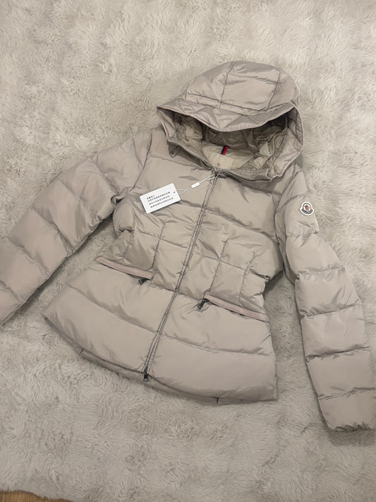 ( in stock size small 8/10 ) monc down jacket greige
