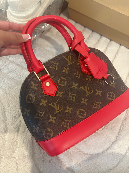 ( in stock ) Alma red