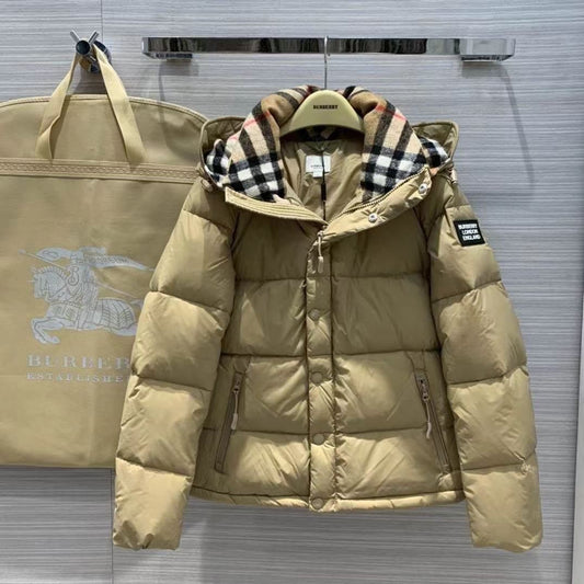 Burb monogram puffer beige