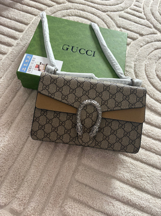 gg crossbody medium size 25 cm
