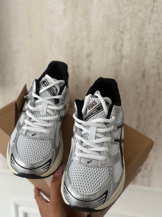 ( in stock size eu 39 - uk 5.5 - 6 ) asic grey brown
