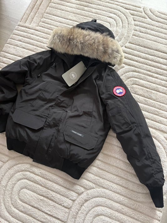 ( in stock size small ) cg bomber detachable fur hood