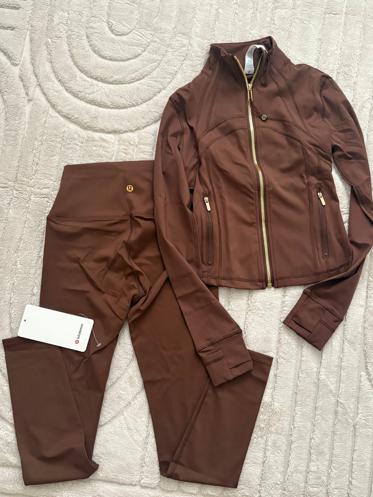 ( in stock size S ) lulu🍋 Choclate brown gold zipper gym set