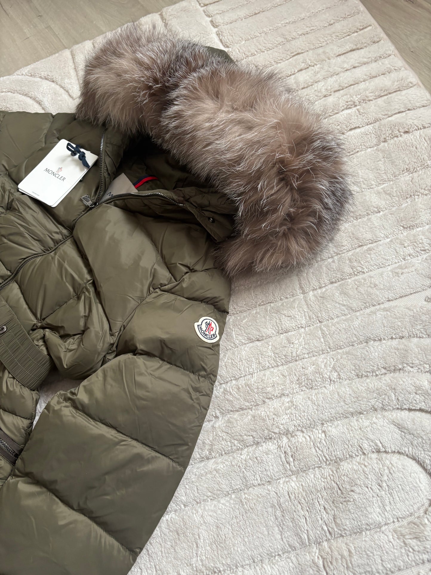 Khaki long belted xl fur hood down jacket