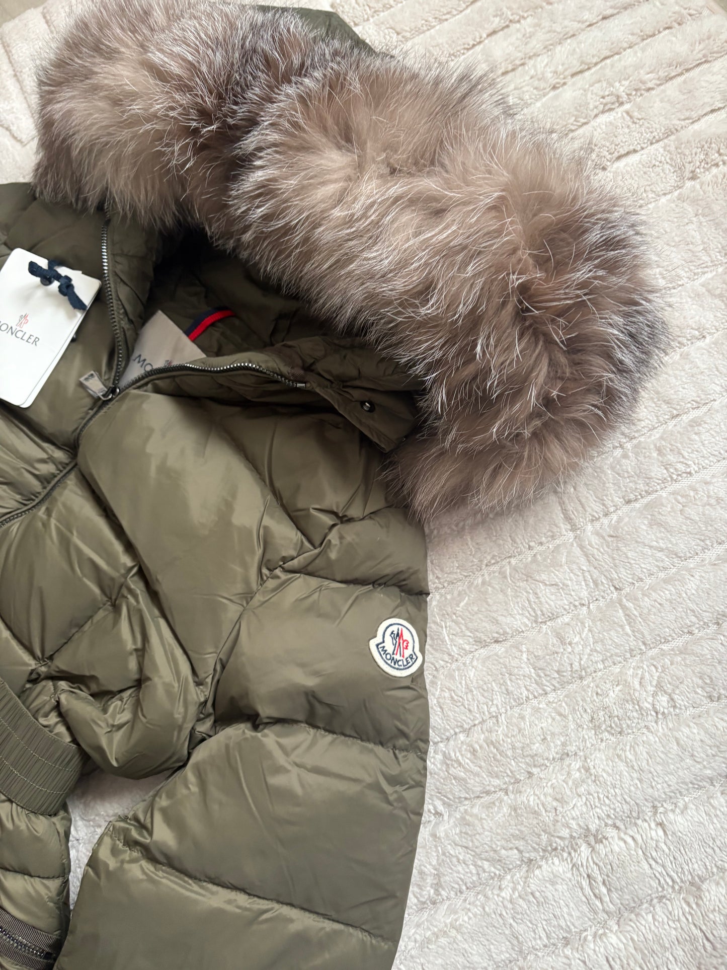 Khaki long belted xl fur hood down jacket